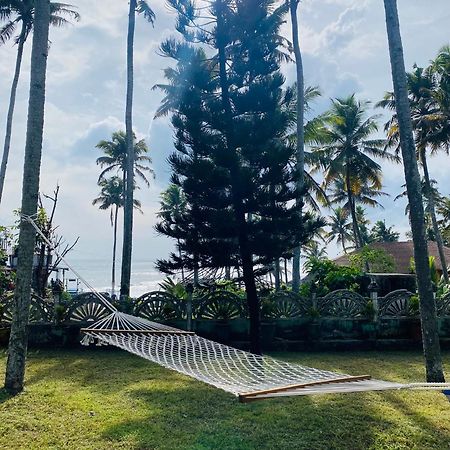 Hellovarkala Beach Resort 外观 照片