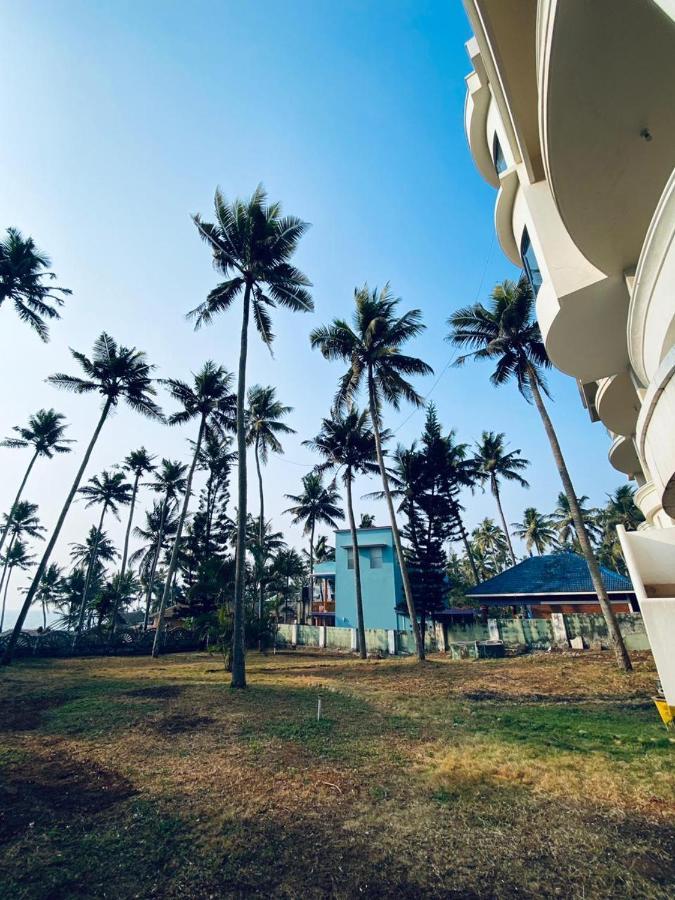Hellovarkala Beach Resort 外观 照片