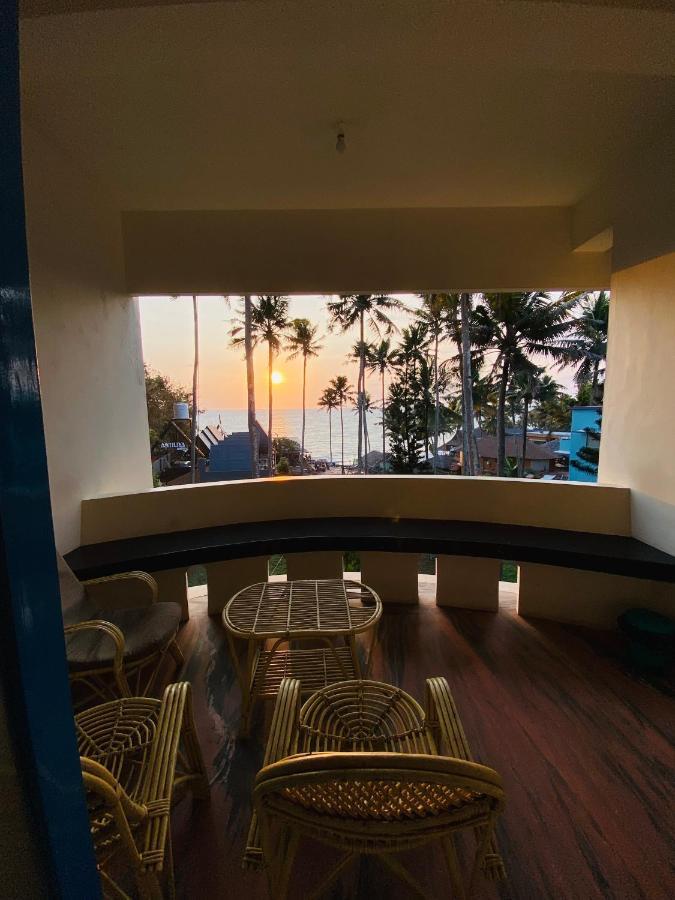 Hellovarkala Beach Resort 外观 照片