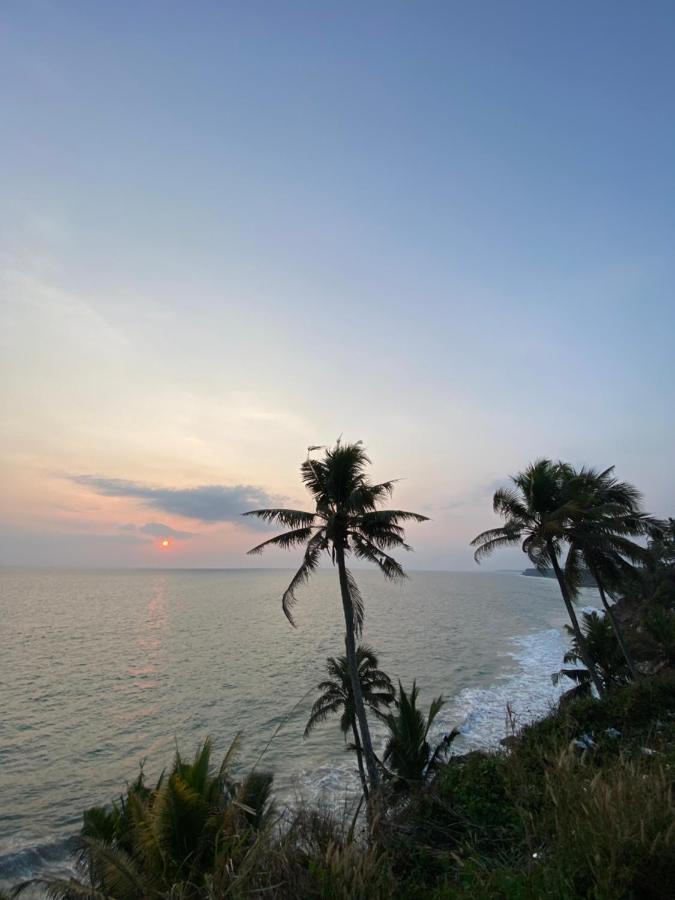 Hellovarkala Beach Resort 外观 照片