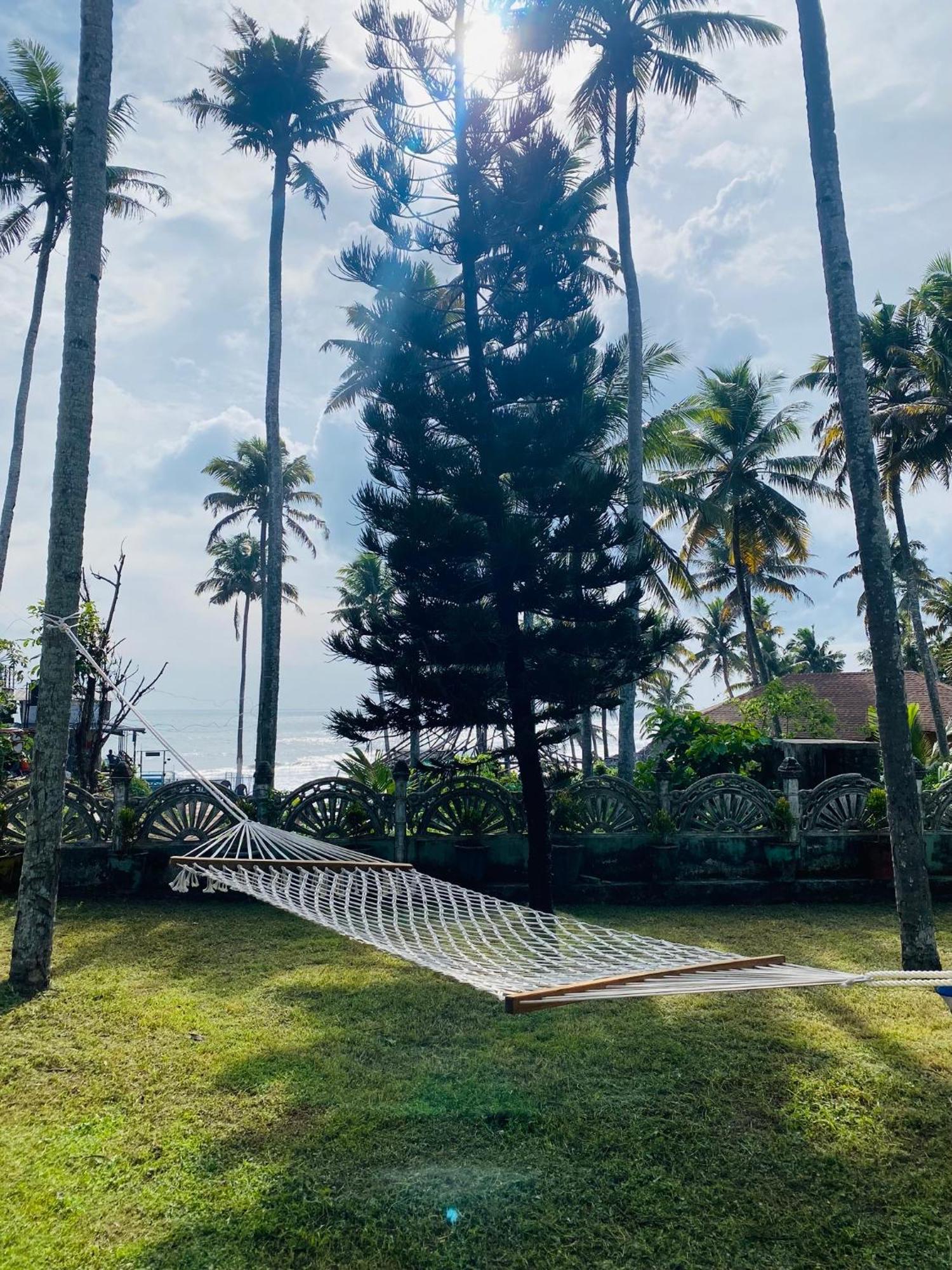 Hellovarkala Beach Resort 外观 照片