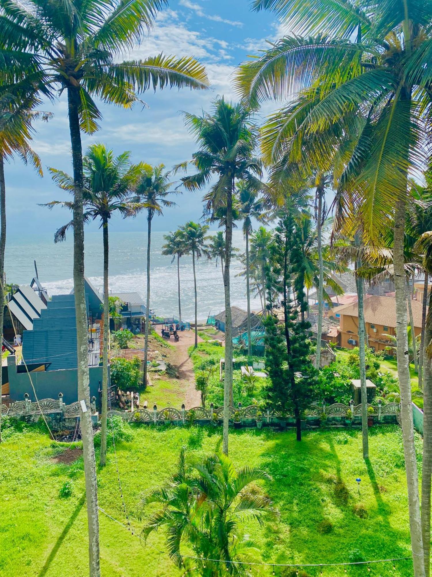 Hellovarkala Beach Resort 外观 照片